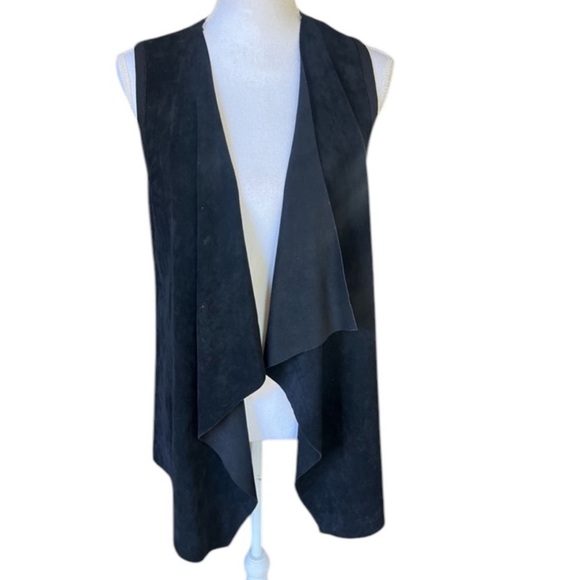 Calvin Klein ladies vest good condition small - Picture 1 of 5